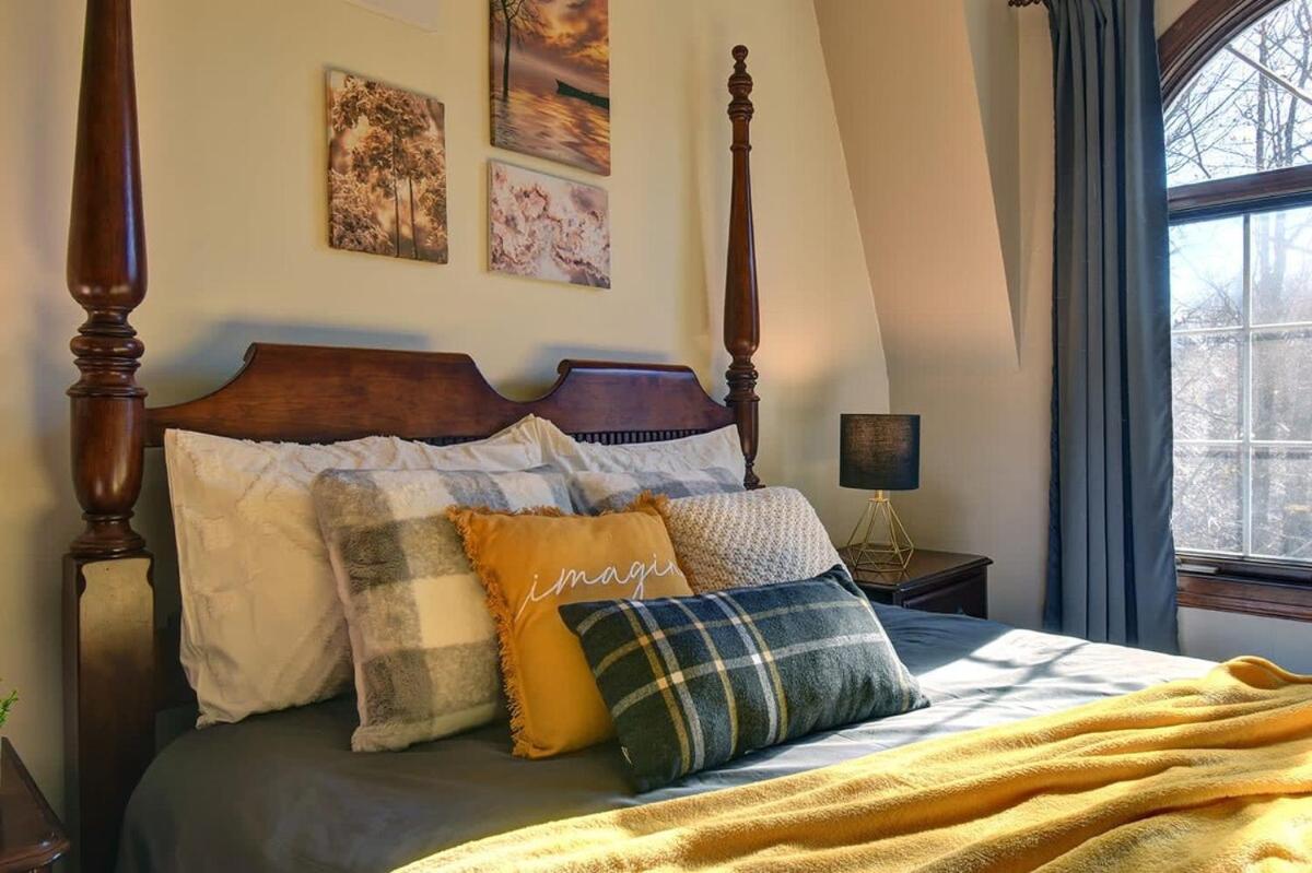 Huge Condo In Front Of Tremblant Ski Resort Mont-Tremblant Luaran gambar