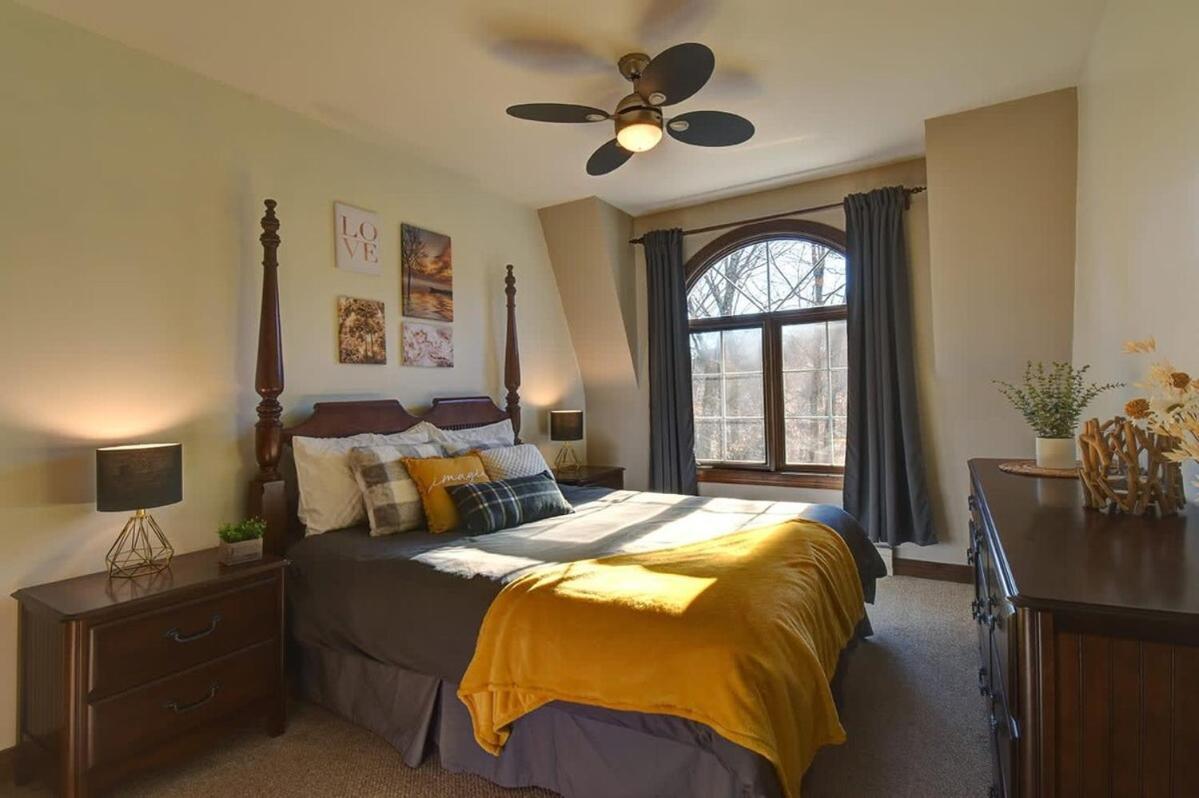 Huge Condo In Front Of Tremblant Ski Resort Mont-Tremblant Luaran gambar