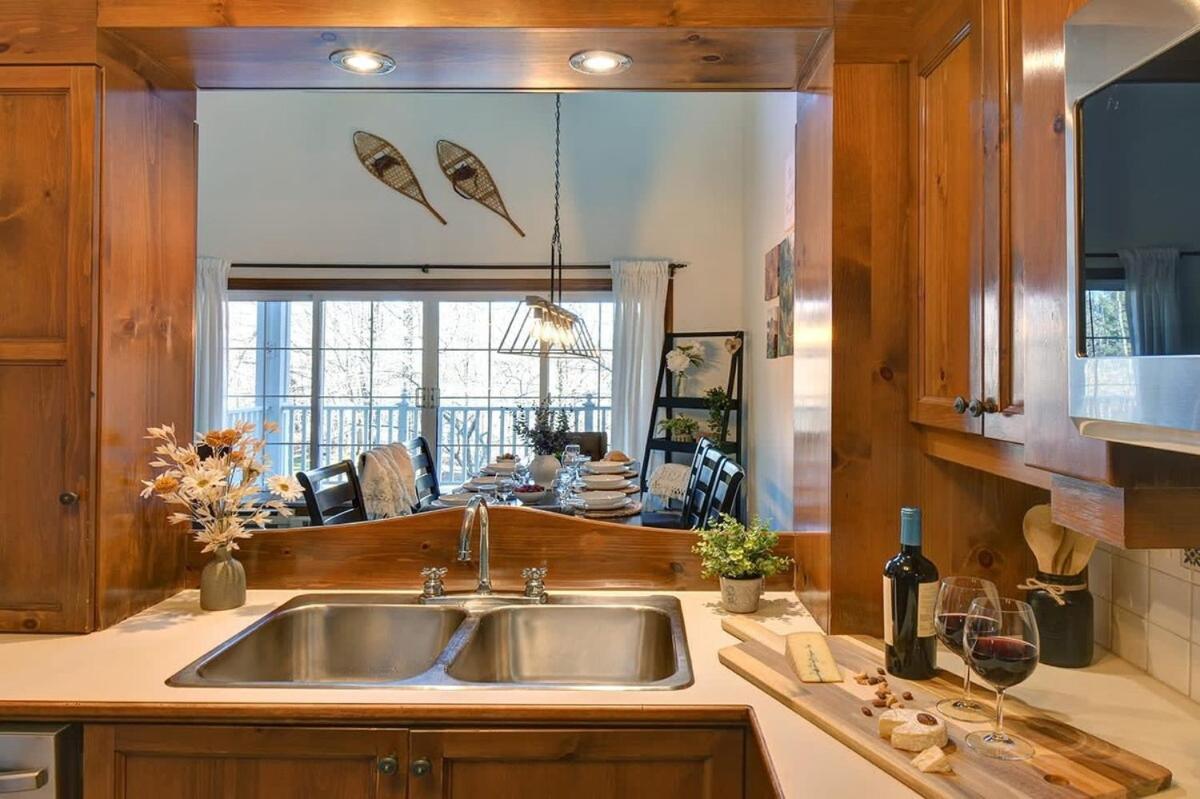 Huge Condo In Front Of Tremblant Ski Resort Mont-Tremblant Luaran gambar